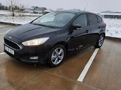 Second-hand Ford Focus 100 CP (73 kW) 2014 Negru Hatchback