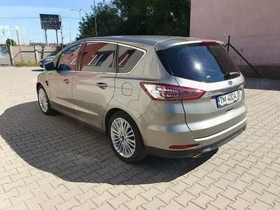 Utilizat 2016 Ford S-MAX S Monovolum | 14.300 EUR (Scump)