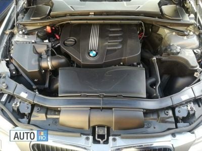 Second-hand BMW 318 Comfort Edition 143 CP (105 kW) 2010 Gri Berlinǎ