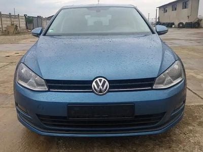 Albastru Utilizat 2014 VW Golf VII Hatchback | 6.990 EUR (Preț OK)