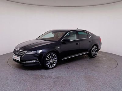 Negru metalic perleffect Utilizat 2022 Skoda Superb LAURIN & KLEMENT | 33.200 EUR