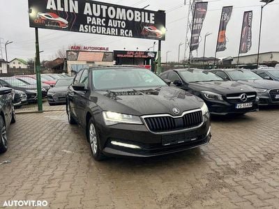 Second-hand Skoda Superb Premium Edition 190 CP (139 kW) 2020 Culoaremaro Berlinǎ