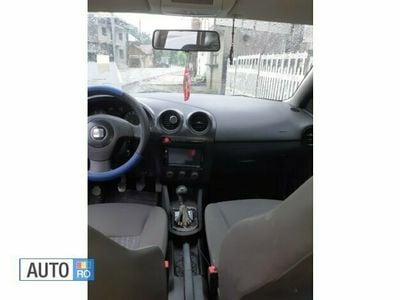 Utilizat 2006 Seat Cordoba Hatchback | 1.500 EUR