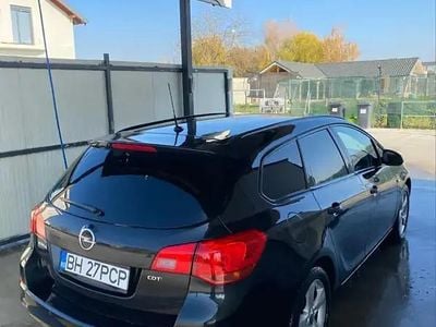 Second-hand Opel Astra 110 CP (80 kW) 2012 Break