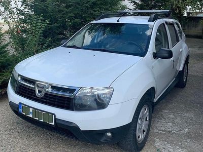 Culoarealb Utilizat 2013 Dacia Duster Ambiance SUV | 25.000 EUR