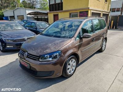 Maro Utilizat 2012 VW Touran Trendline Monovolum | 6.699 EUR (Preț OK)