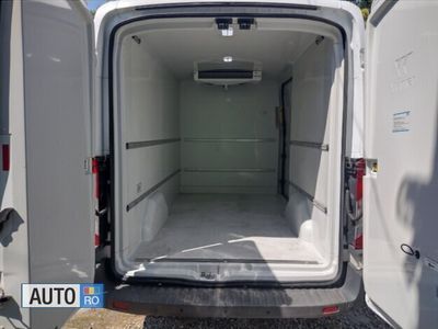 Second-hand Ford Transit 170 CP (125 kW) 2018 Alb Van