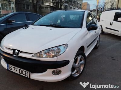 second-hand Peugeot 206 sedan