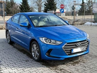 Second-hand Hyundai Elantra 136 CP (100 kW) 2017 Culoarealbastru Berlinǎ