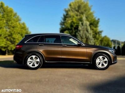 Mercedes GLC220