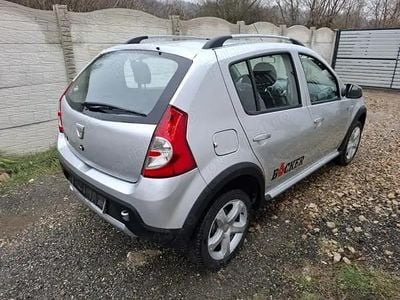 Utilizat 2011 Dacia Sandero Stepway Hatchback | 2.799 EUR (Super Preț)