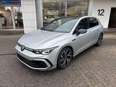 Second-hand VW Golf VIII R-line 150 CP (110 kW) 2023