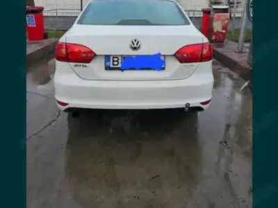 Utilizat 2013 VW Jetta Berlinǎ | 7.900 EUR (Puțin scump)