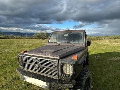 Visiniu Utilizat 1981 Mercedes G300 SUV | 14.900 EUR