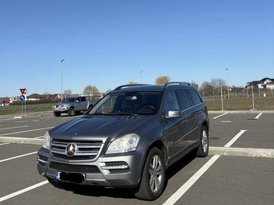 Second-hand Mercedes GL350 224 CP (164 kW) 2010 Culoaregri SUV