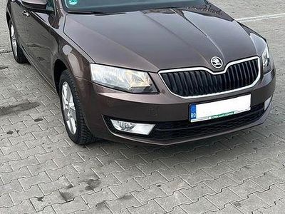 Second-hand Skoda Octavia Ambition 110 CP (80 kW) 2015 Culoaremaro Break