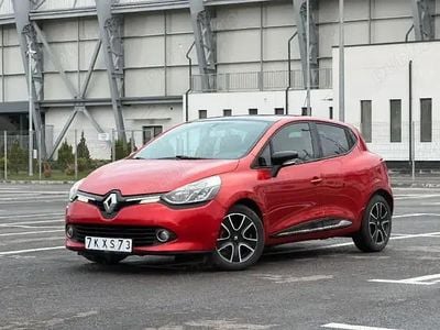 Second-hand Renault Clio IV 90 CP (66 kW) 2013 Rosu Hatchback
