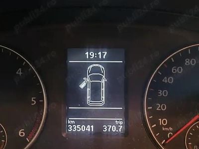 Second-hand VW Sharan 140 CP (102 kW) 2010 Gri Monovolum