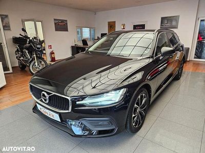 Culoarenegru Utilizat 2021 Volvo V60 Momentum Break | 19.900 EUR (Preț OK)