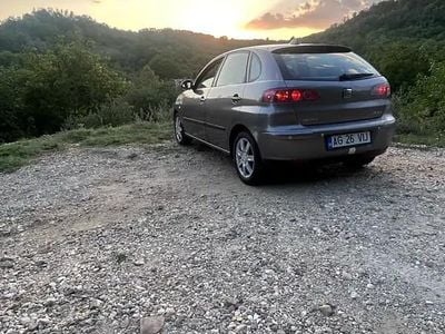 Utilizat 2005 Seat Ibiza Hatchback | 650 EUR (Preț bun)