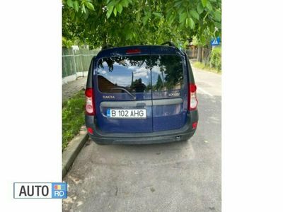 Second-hand Dacia Logan 75 CP (55 kW) 2007 Albastru Berlinǎ