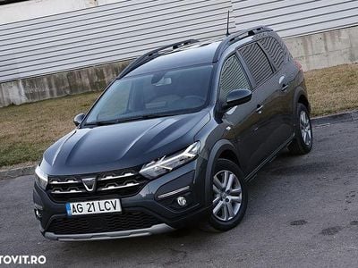 Culoarenegru Second-hand 2022 Dacia Jogger Essentiel Monovolum | 11.999 EUR (Preț OK)