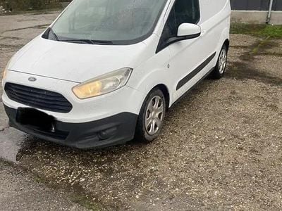 Alb Utilizat 2016 Ford Transit Berlinǎ | 5.500 EUR