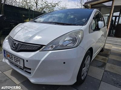 Culoarealb Utilizat 2012 Honda Jazz Comfort Hatchback | 5.300 EUR
