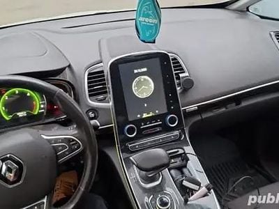 Utilizat 2017 Renault Espace Berlinǎ | 10.500 EUR (Preț bun)