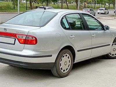Argintiu Utilizat 2003 Seat Toledo Berlinǎ | 9.000 EUR