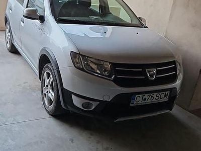 Culoareargint Second-hand 2015 Dacia Sandero Stepway | 4.800 EUR (Preț bun)