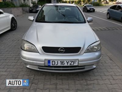 Second-hand Opel Astra 84 CP (61 kW) 2002 Gri Berlinǎ
