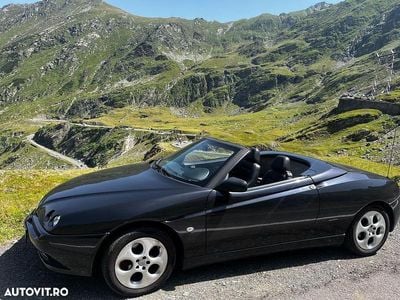 Culoarenegru Utilizat 2000 Alfa Romeo Spider Cabrio | 8.000 EUR