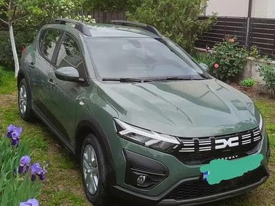 Verde Utilizat 2024 Dacia Sandero Expression SUV | 12.000 EUR (Preț OK)