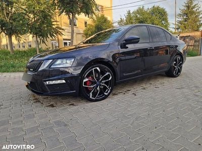 Second-hand Skoda Octavia RS 184 CP (135 kW) 2018 Negru Berlinǎ