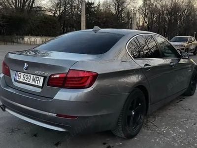 Second-hand BMW 530 254 CP (186 kW) 2011 Berlinǎ
