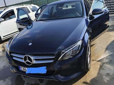 Second-hand Mercedes C350e 279 CP (205 kW) 2017 Culoarealbastru Berlinǎ