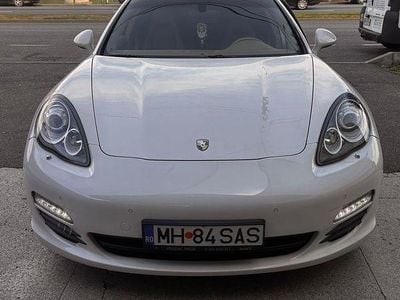 Culoarealb Utilizat 2012 Porsche Panamera Berlinǎ | 27.500 EUR