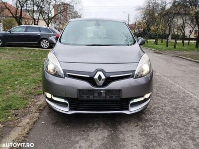 Culoaregri Utilizat 2014 Renault Scénic III Bose Edition Monovolum | 5.450 EUR (Preț OK)