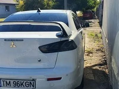 Alb Utilizat 2010 Mitsubishi Lancer Berlinǎ | 7.000 EUR
