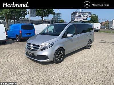 Mercedes V220