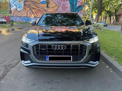 Culoarenegru Utilizat 2021 Audi Q8 S-Line SUV | 61.500 EUR (Super Preț)