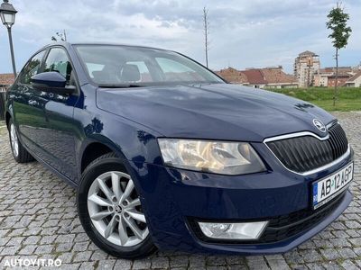 second-hand Skoda Octavia 1.6 TDI AMBITION