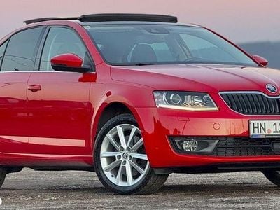 Culoarerosu Utilizat 2016 Skoda Octavia RS Berlinǎ | 11.990 EUR (Preț bun)