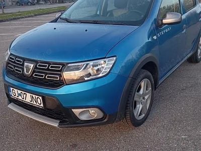 Culoarealbastru Utilizat 2018 Dacia Sandero Stepway Hatchback | 6.800 EUR (Preț OK)