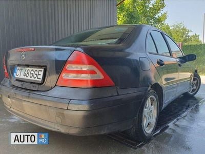 Albastru marin Utilizat 2001 Mercedes C180 Berlinǎ | 1.500 EUR
