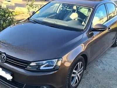 Maro Utilizat 2014 VW Jetta Berlinǎ | 8.900 EUR (Preț OK)