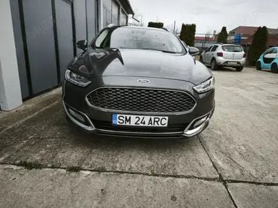 Second-hand Ford Mondeo Vignale 180 CP (132 kW) 2017 Maro Break
