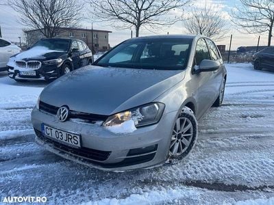 Culoarealte culori Utilizat 2015 VW Golf VII Comfortline Hatchback | 6.900 EUR (Preț bun)