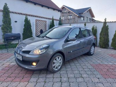 second-hand Renault Clio GrandTour 3 1.2 An 2008 accept orice ce Test